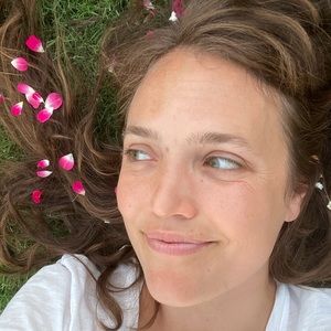 Meet your Posher, Elizabeth.